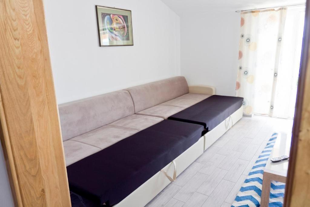 Apartmani Mira Кленовица Экстерьер фото