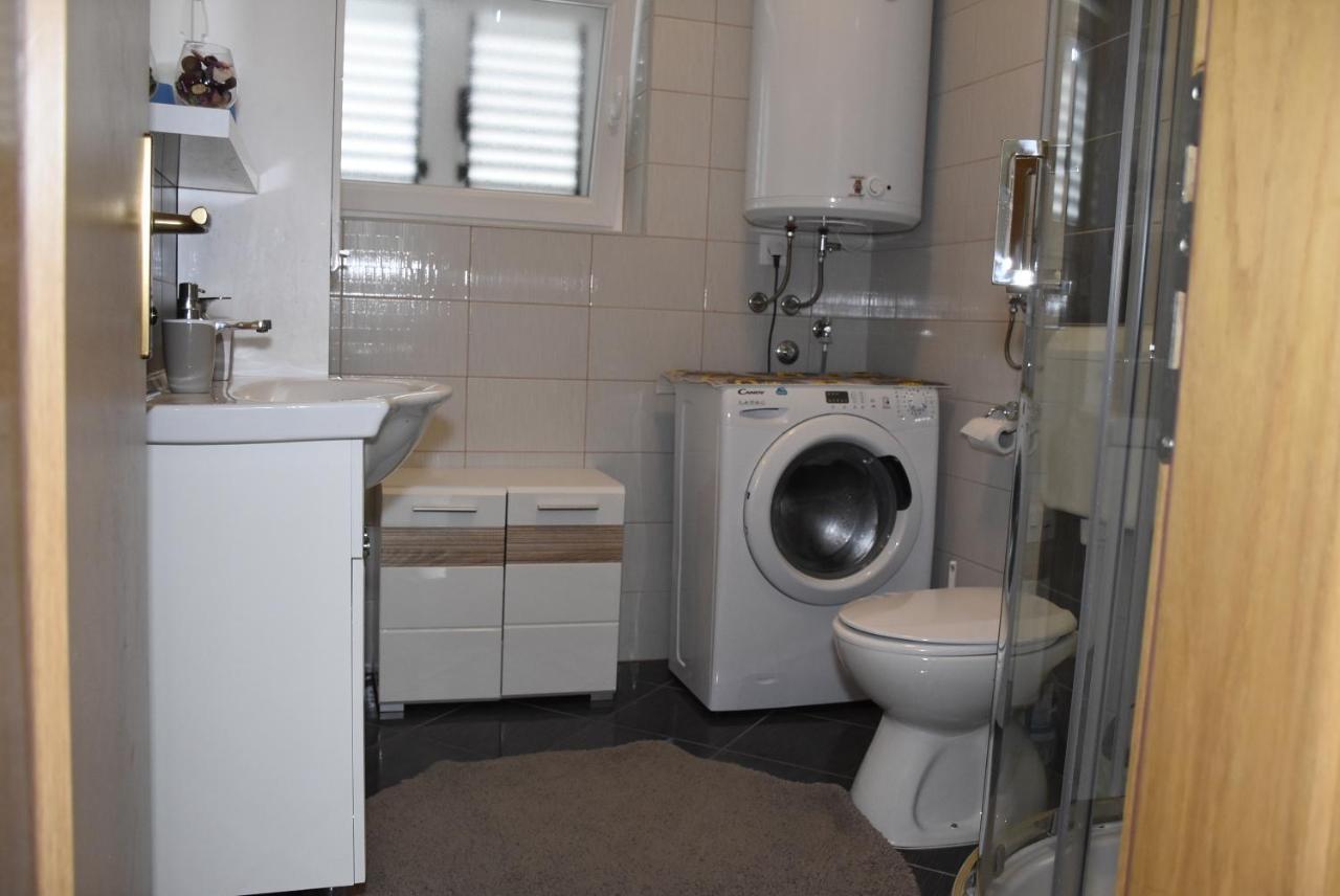 Apartmani Mira Кленовица Экстерьер фото